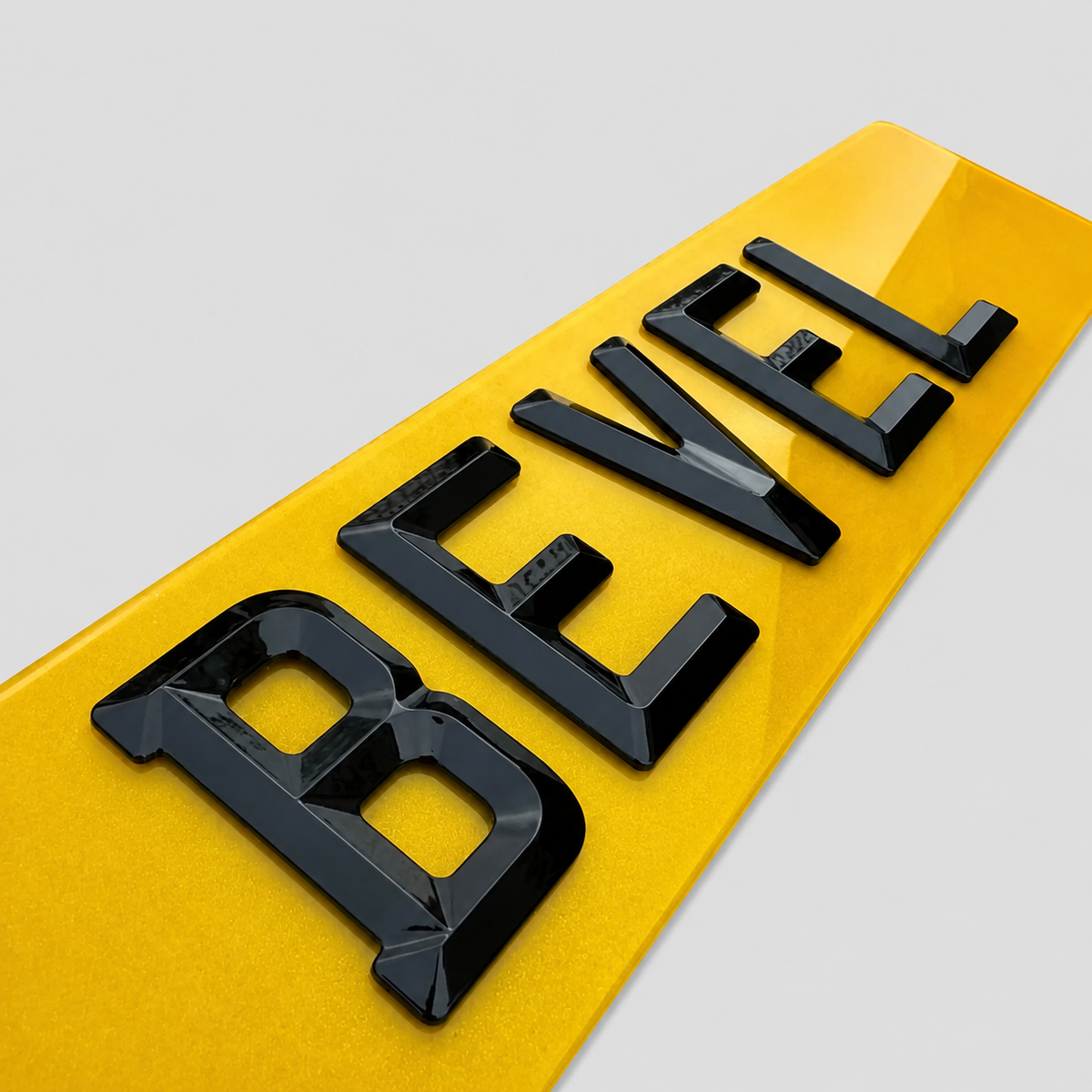 4D BEVELLED Plate